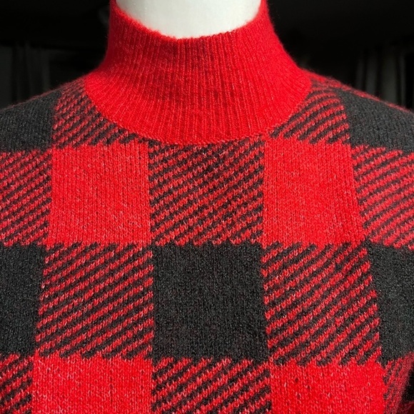 LOFT Women’s Red & Black Buffalo Plaid Sweater NWT - Picture 2 of 6